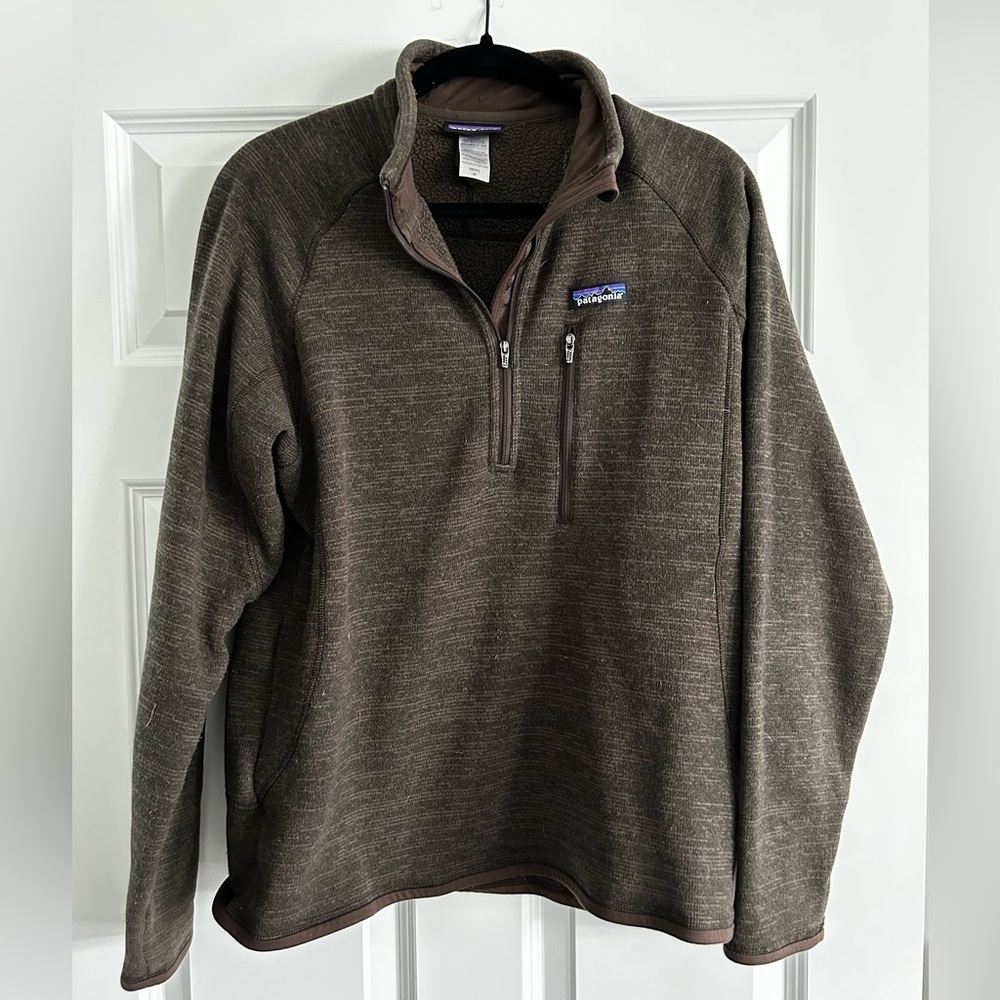 Patagonia 1/4 zip sweater, Men’s medium.